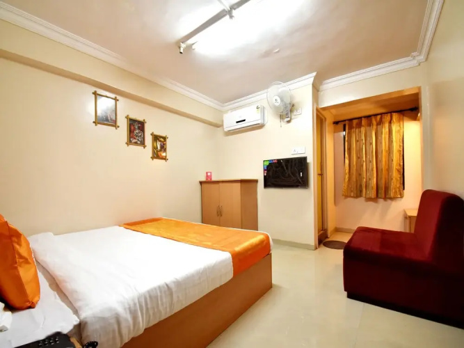OYO 7551 SMB Residency