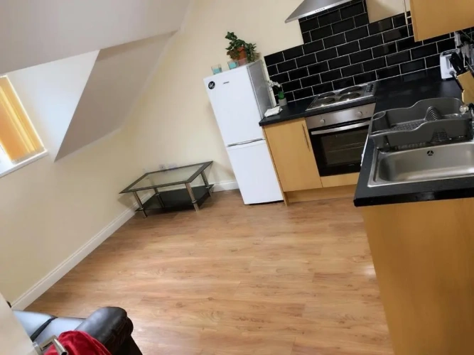 2 Bedrooms Apartment