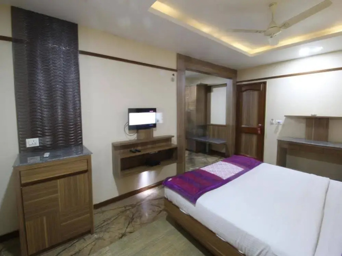 Hotel JS Regency