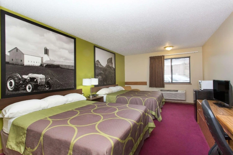 Standard Quadruple room