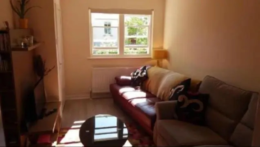 4 Bleach Green Apartments