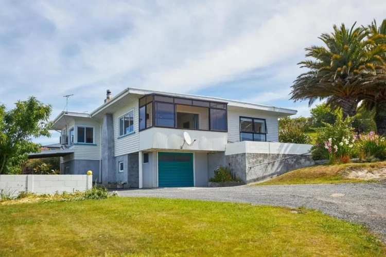 3 Bedrooms Cottage