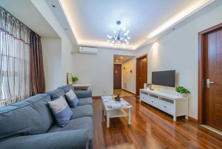 2 Bedrooms Apartment