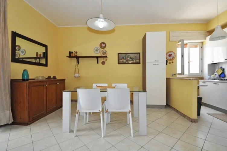 Apartment with sea view