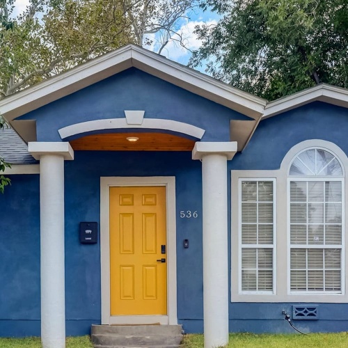 The Retro Retreat - Close To Downtown Fort Sam - San Antonio, TX