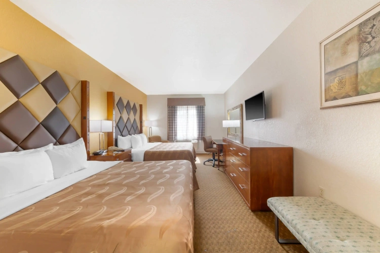 Standard Quadruple room