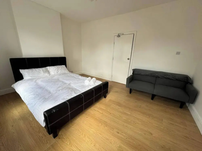 Cosy Croydon Apartment With 2 Bedrooms