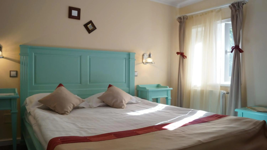 Bastion Hotel