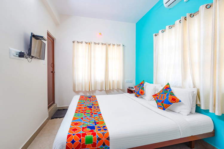FabHotel Manyu Inn