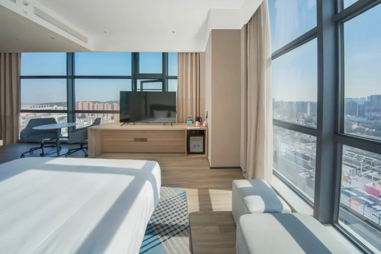 Standard Double room with lake view
