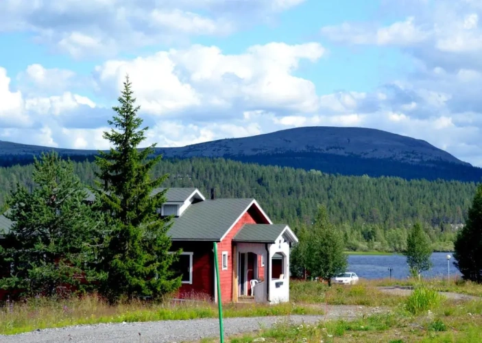 2 Bedrooms Cottage