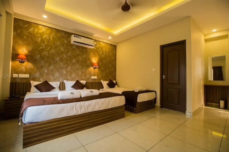 Standard Triple room