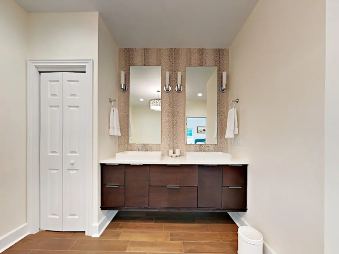 Pershing Way - 4 Br Home