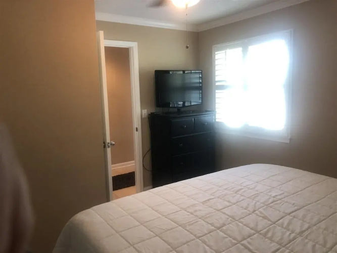 Sandy's Beach Retreat