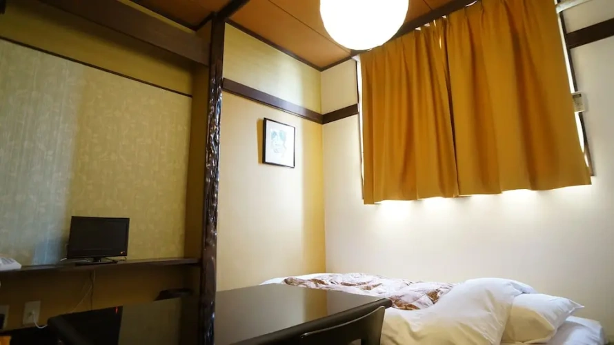 Traditional Modern floor room