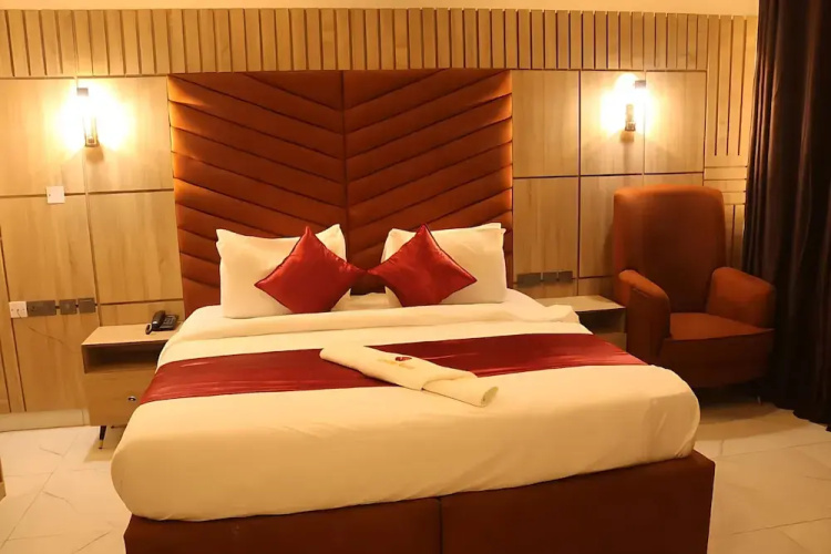 Victorian Bloom Hotel and Resort