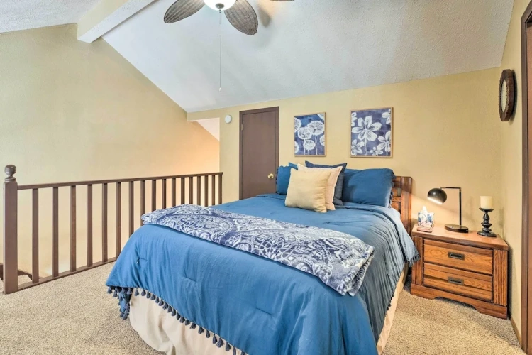 2 Bedrooms Apartment