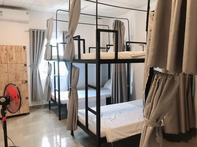 Shark Hotel - Hostel