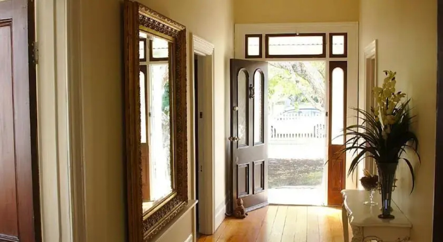 Cambridge Villa