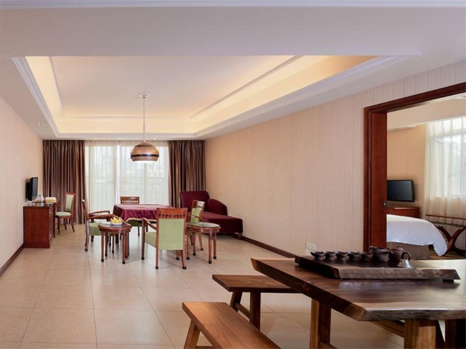 Deluxe Twin Suite