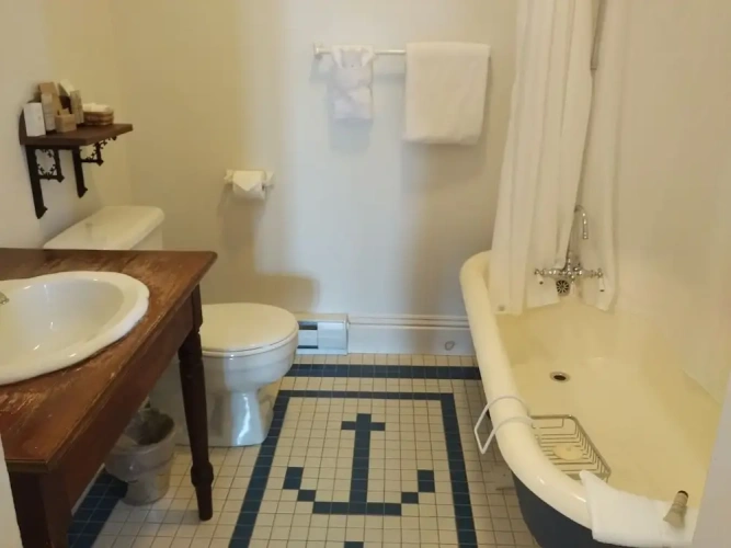 1 Bedroom Luxury Suite
