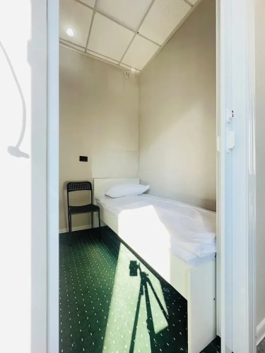 Center Capsule Hotel