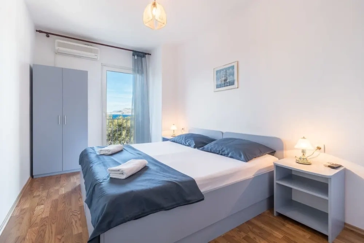1 Bedroom Standard Double room with balcony and with sea view