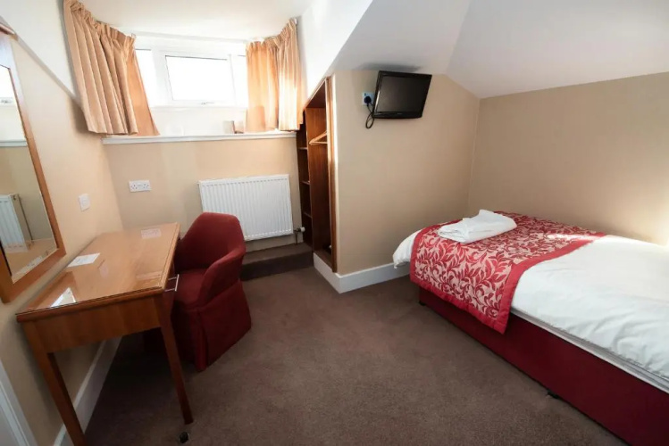 Laichmoray Hotel