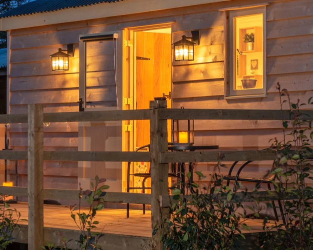 Hillside View Shepherds Hut