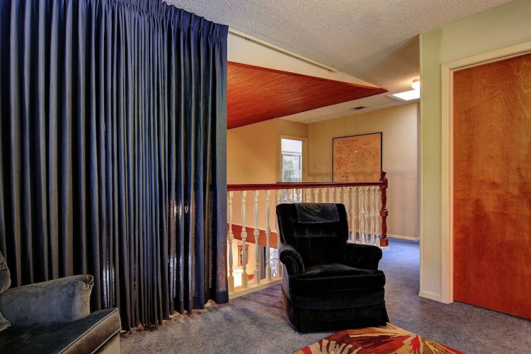 Blue Diamond Retreat