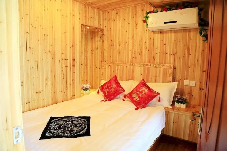 Baota Temple Inn
