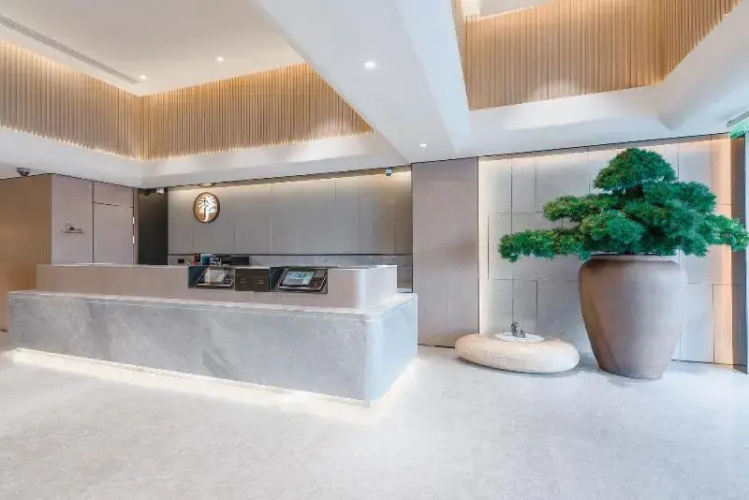 Ji Hotel Shanghai Lujiazui Minsheng Road