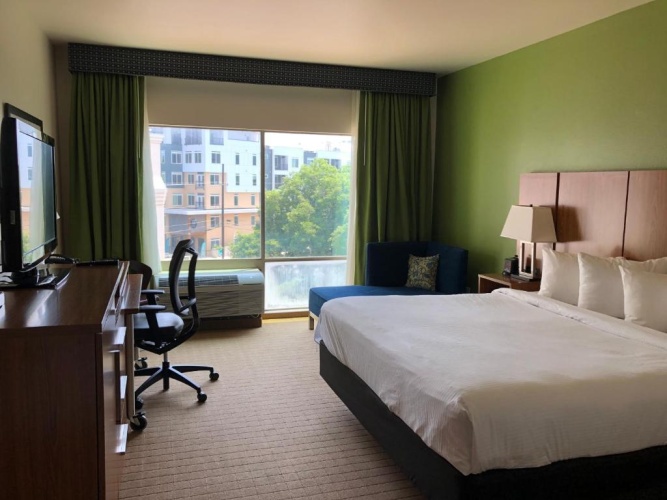 Deluxe Double Mobility Accessible room
