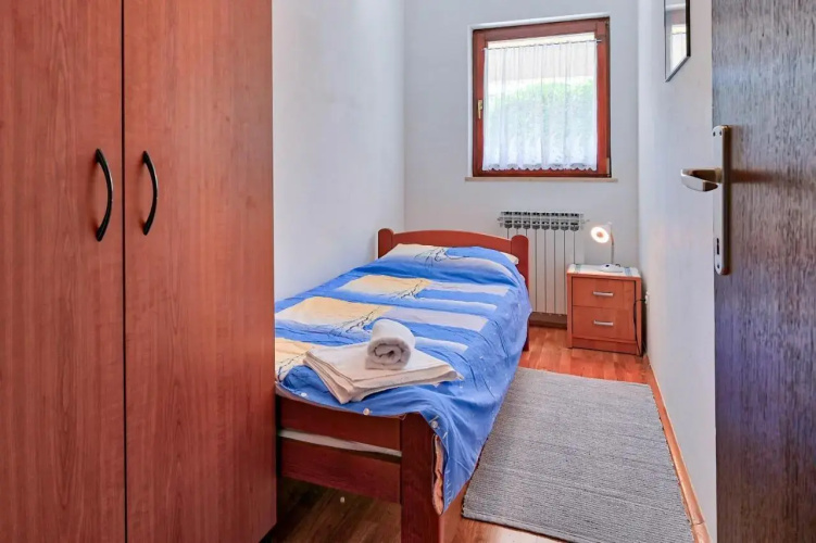 Iby Apartment