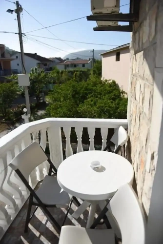Standard Triple room with balcony and with mountain view