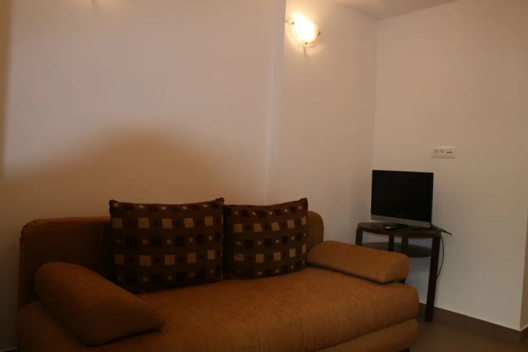 Apartments Mrduljas