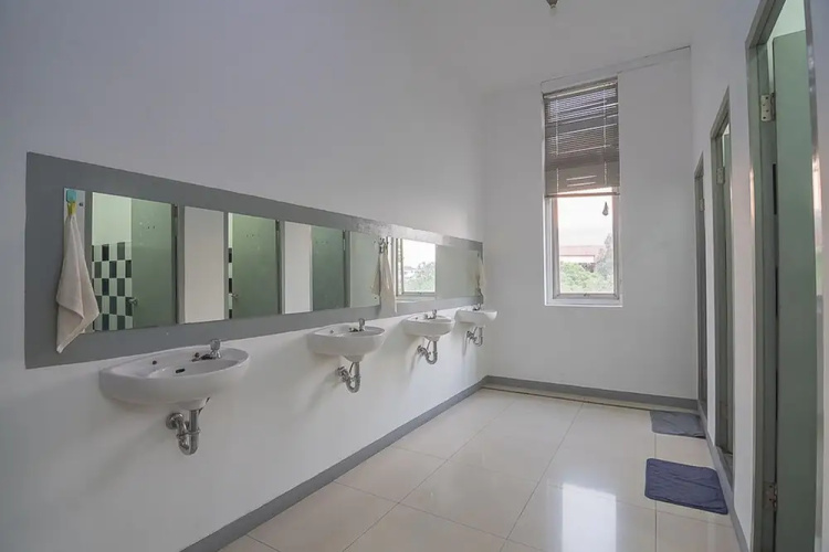 Populair Hostel by RedDoorz