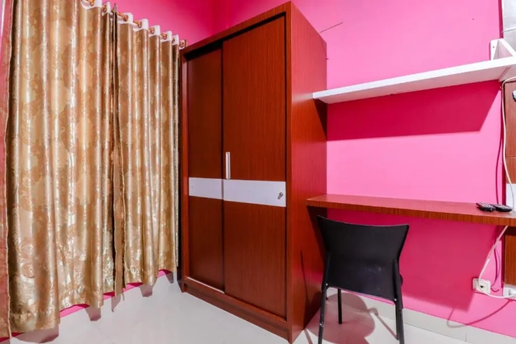 Standard Single room