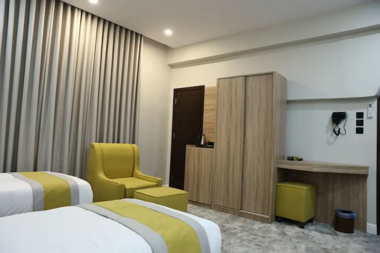 Madinah Deluxe