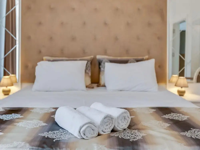 Pleasant Apartment Near Centre