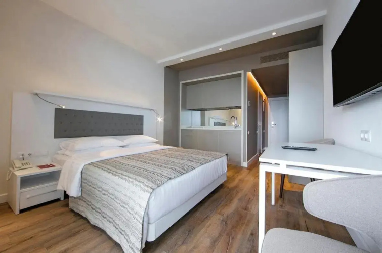 The Coliseum Hostel 2