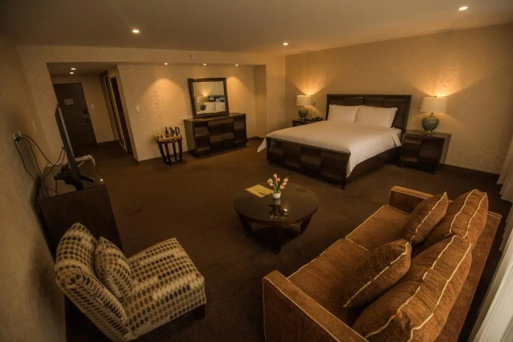 Roles Hotel