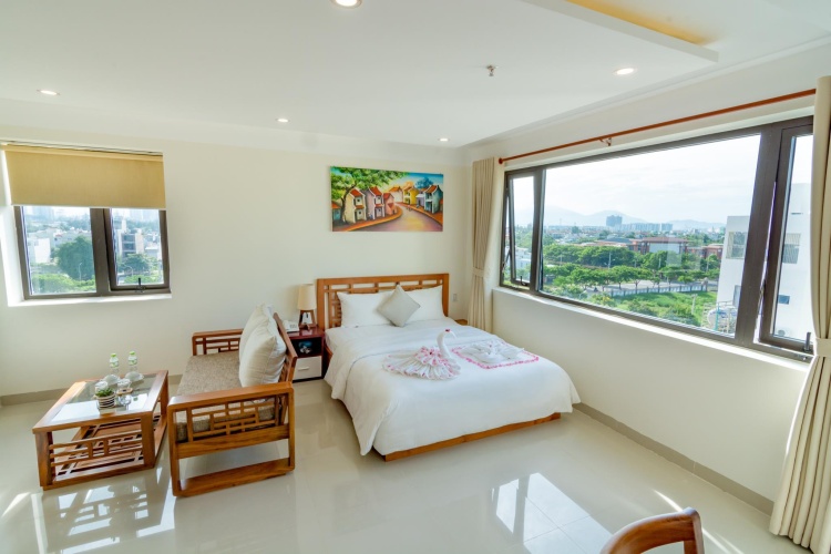 Studio with city view