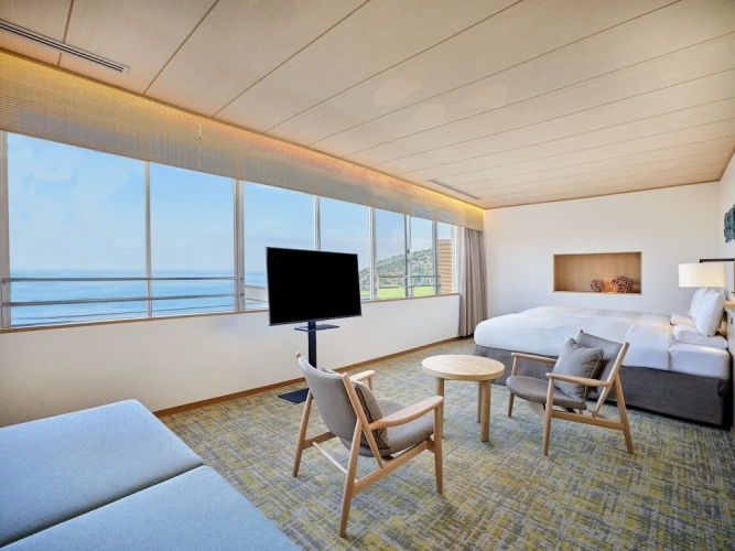 Deluxe Quadruple room with ocean view
