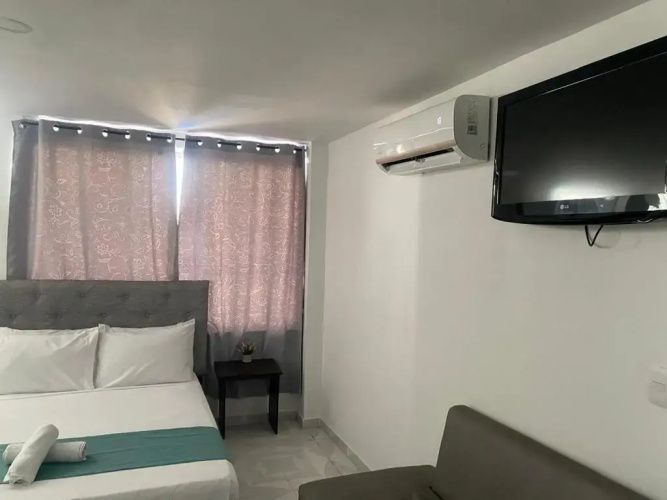 Hotel Olas Marinas Inn
