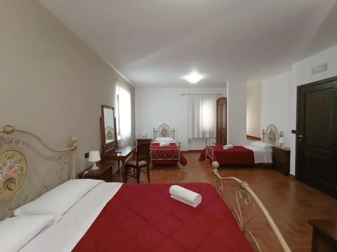 Standard Quadruple room with sea view