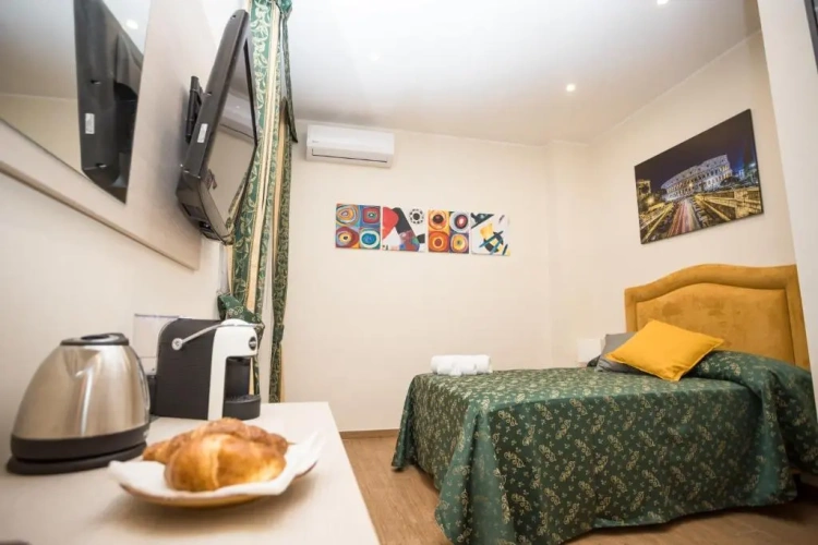 Standard Single room