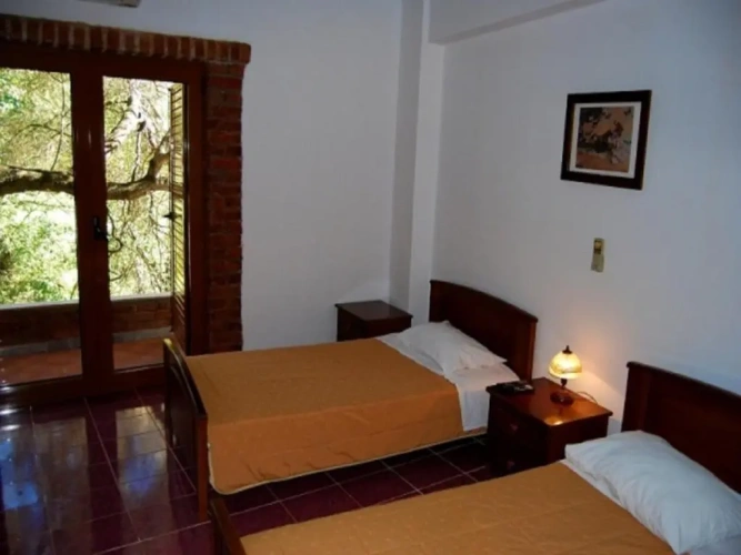 Standard Twin room with balcony