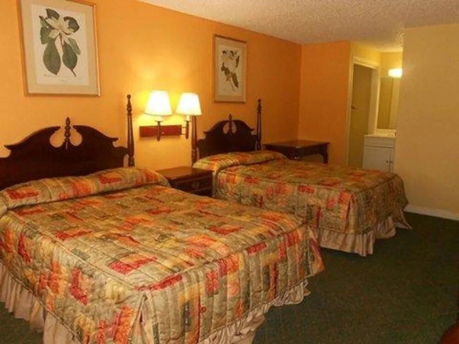 Economy Inn