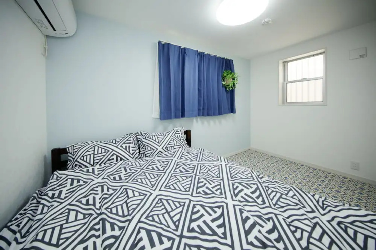Higashi-Rokugo House WHITE by Tranova
